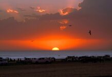 Aumenta el control de vehículos 4×4 para evitar que estacionen sobre la lengua del mar