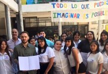 Las alumnas que hicieron un menú en Braille y lo donaron a un restaurante: el dato que las sorprendió