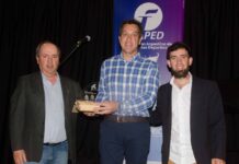 El Intendente fue reconocido por los periodistas deportivos en el Congreso Internacional de Necochea