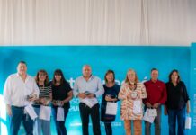 Reconocimiento a jubilados en el SUM de Puerto Quequén por el Día del Trabajador
