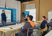 Capacitación sobre «operación segura de grúa de pluma articulada» en Puerto Quequén