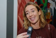 El Intendente felicitó a la surfista Evelyn Gontier tras el podio en el Sudamericano de Perú