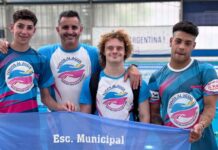 Consagratoria actuación de la Escuela Municipal en el Open Internacional de natación adaptada