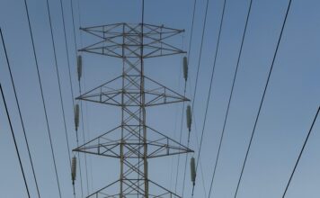 Extenso corte de energía afectó a Necochea y Quequén tras una falla en la red de alta tensión