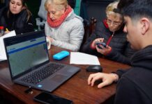 Se brindó una jornada de capacitación e instalación del botón antipánico para vecinos del Barrio 9 de Julio