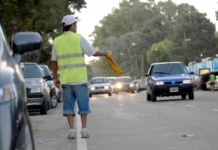 El Concejo aprobó el proyecto de La Libertad Avanza para prohibir la actividad de cuidacoches