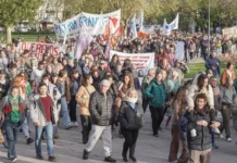 Tuvo una importante convocatoria la Marcha Universitaria en Necochea